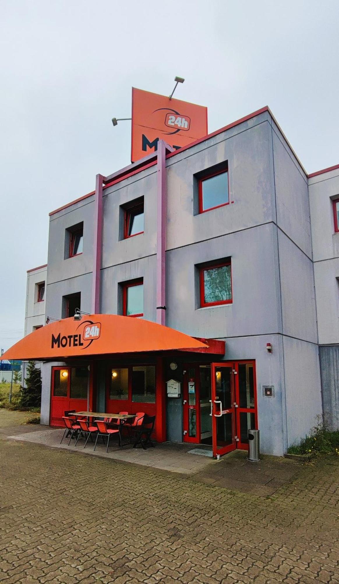 Motel 24H Hanôver Exterior foto